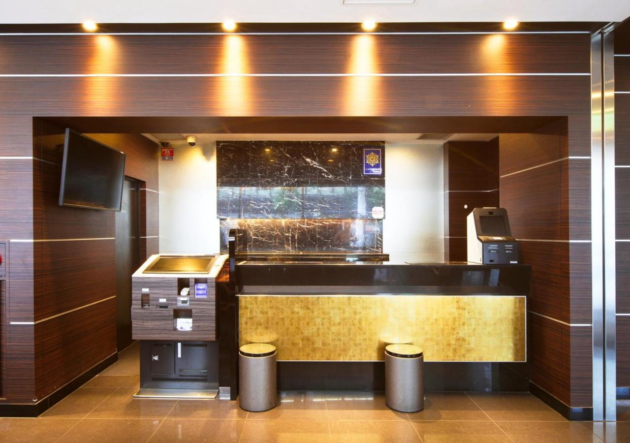 אוסקה Apa Hotel Midosuji Hommachi Ekimae מראה חיצוני תמונה