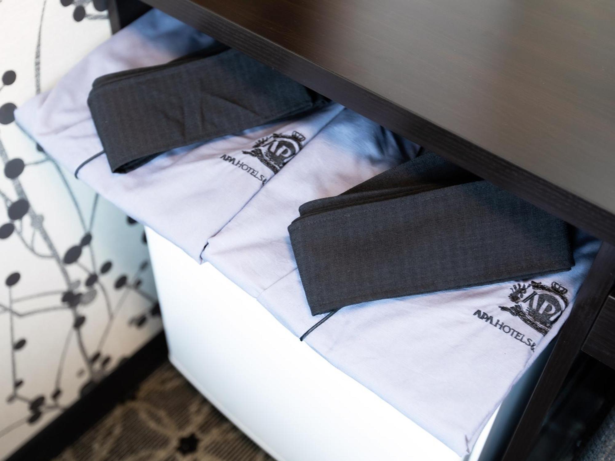 אוסקה Apa Hotel Midosuji Hommachi Ekimae מראה חיצוני תמונה